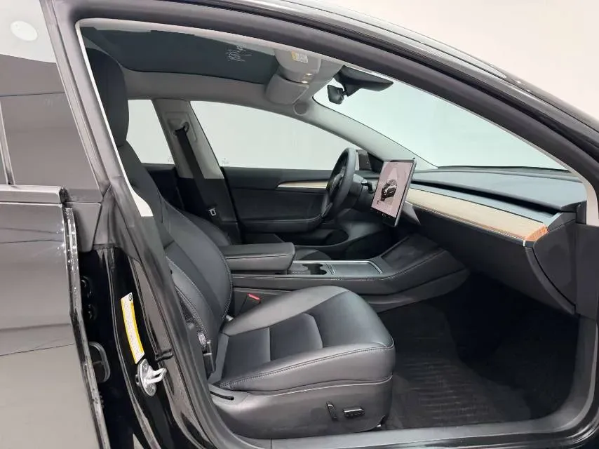 2022 Tesla Model 3 BEV 60KWH,autocango,china used car exporter,china ev exporter,chinese used car exporter,chinese used ev exporter