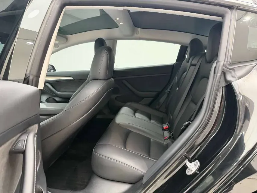 2022 Tesla Model 3 BEV 60KWH,autocango,china used car exporter,china ev exporter,chinese used car exporter,chinese used ev exporter