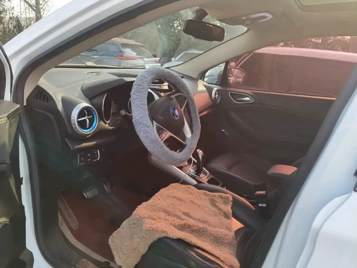 2018 BYD Yuan BEV 42KWH,autocango,china used car exporter,china ev exporter,chinese used car exporter,chinese used ev exporter