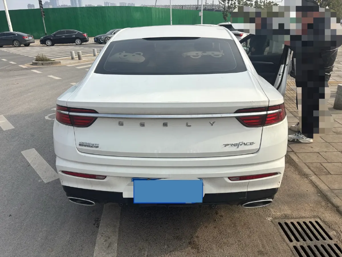 2020 Geely Binray 1.0T 133HP L3 6DCT,autocango,china used car exporter,china ev exporter,chinese used car exporter,chinese used ev exporter