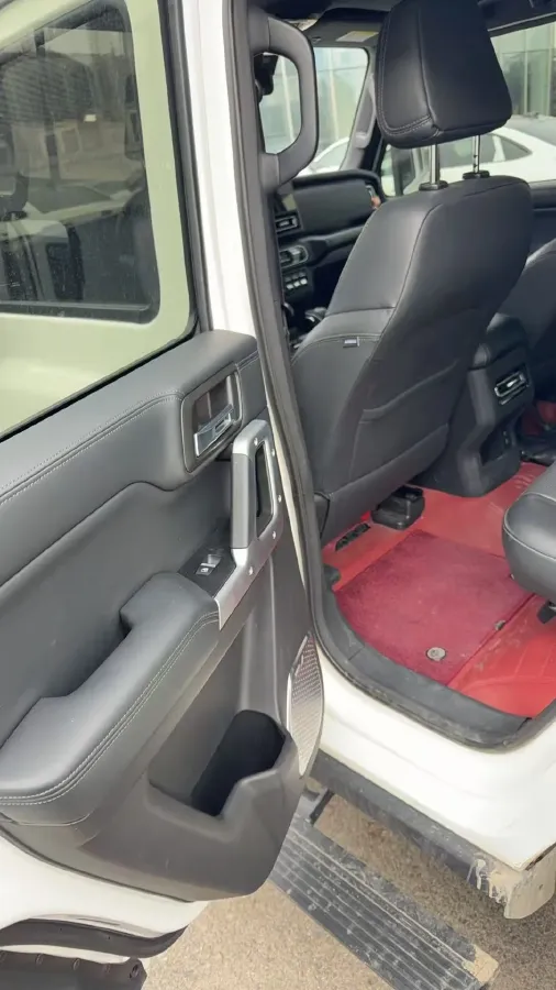 2024 212 212 T01 2.0T 252HP L4 8AT,autocango,china used car exporter,china ev exporter,chinese used car exporter,chinese used ev exporter