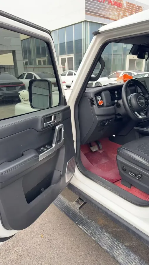 2024 212 212 T01 2.0T 252HP L4 8AT,autocango,china used car exporter,china ev exporter,chinese used car exporter,chinese used ev exporter