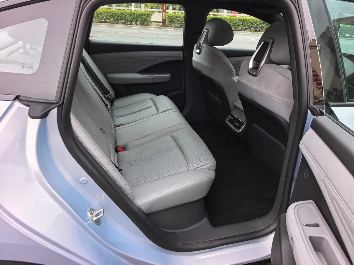 2025 Nissan N7 BEV 73KWH,autocango,china used car exporter,china ev exporter,chinese used car exporter,chinese used ev exporter