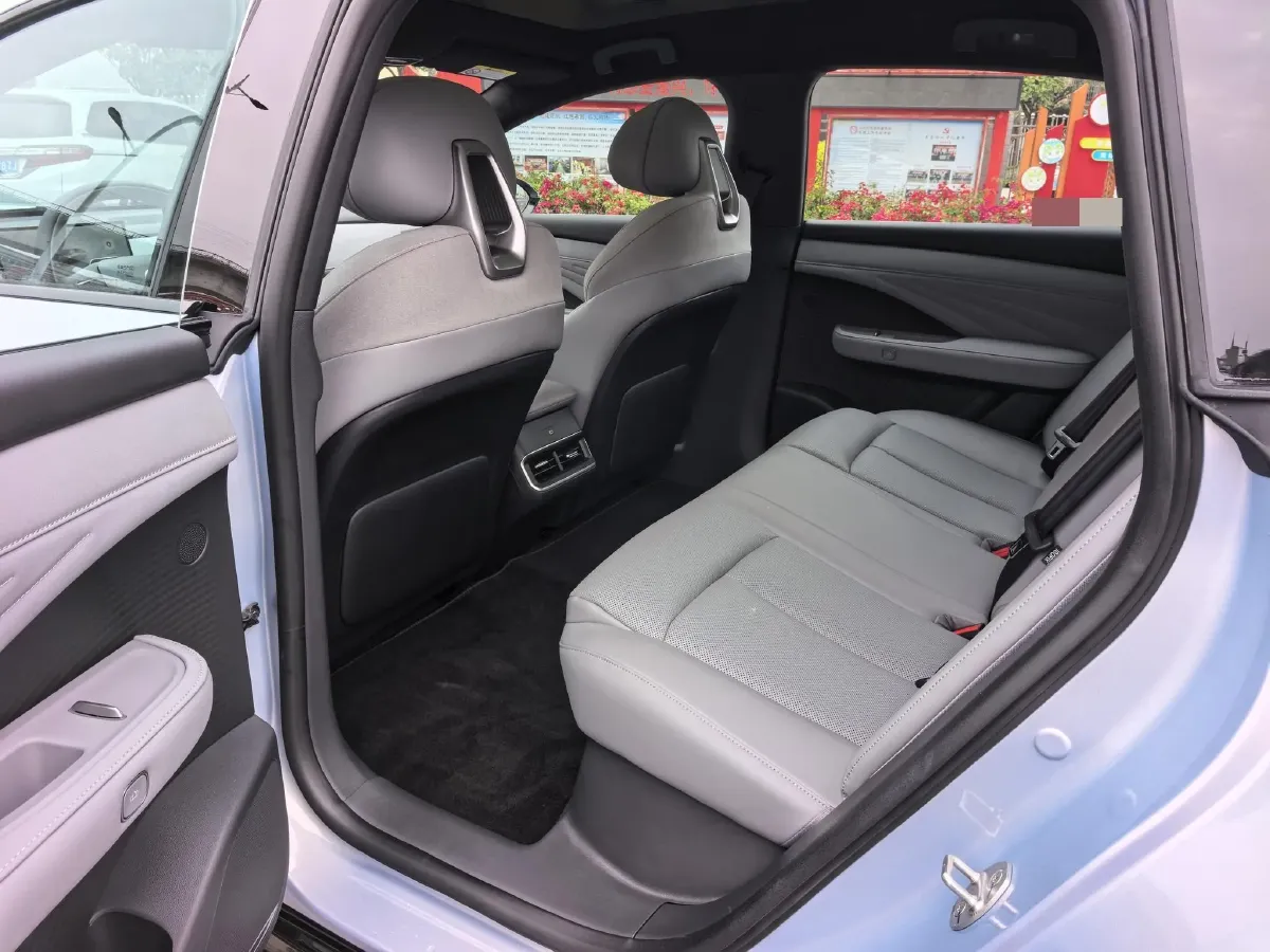 2025 Nissan N7 BEV 73KWH,autocango,china used car exporter,china ev exporter,chinese used car exporter,chinese used ev exporter