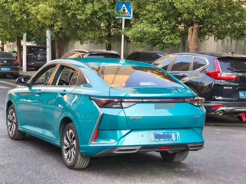 2021 DongFeng Aeolus YiXuan 1.5T 150HP L4 6DCT,autocango,china used car exporter,china ev exporter,chinese used car exporter,chinese used ev exporter