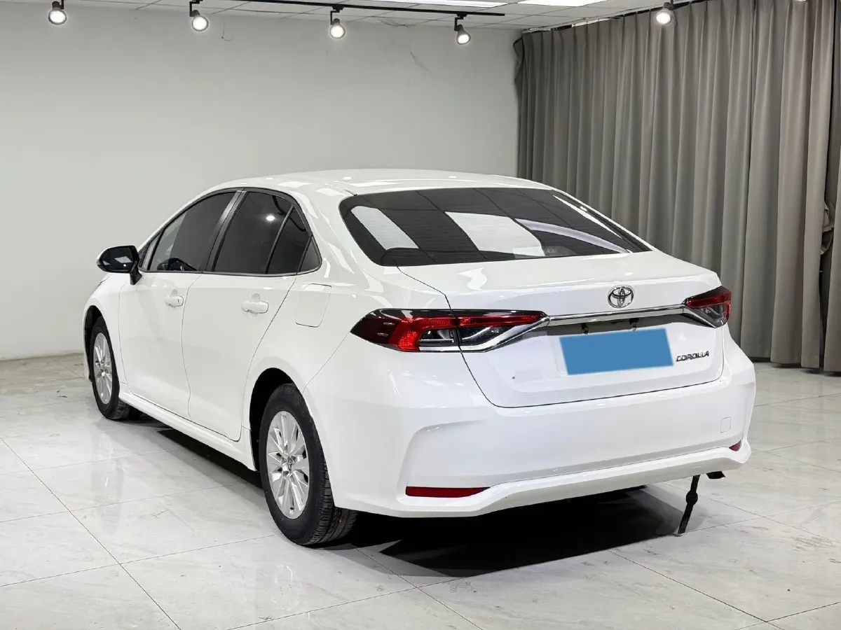 2021 Toyota Corolla 1.2T 116HP L4 CVT,autocango,china used car exporter,china ev exporter,chinese used car exporter,chinese used ev exporter
