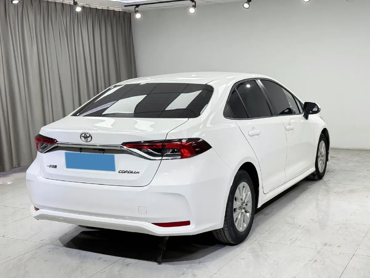 2021 Toyota Corolla 1.2T 116HP L4 CVT,autocango,china used car exporter,china ev exporter,chinese used car exporter,chinese used ev exporter