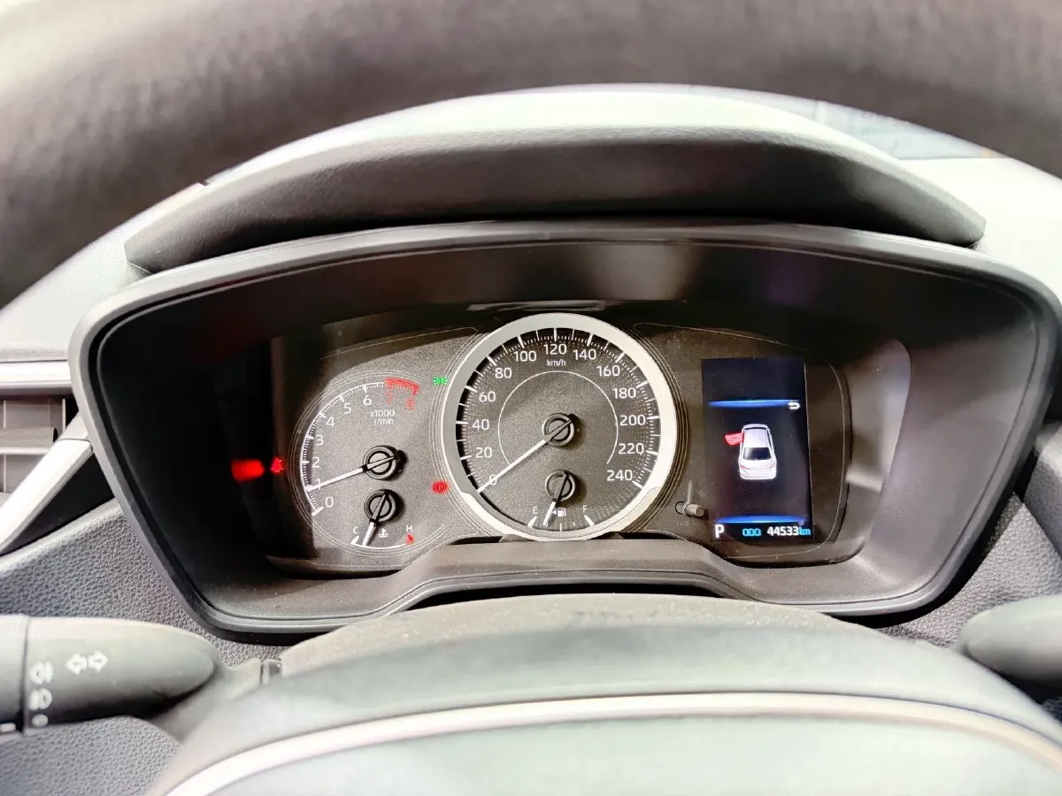 2021 Toyota Corolla 1.2T 116HP L4 CVT,autocango,china used car exporter,china ev exporter,chinese used car exporter,chinese used ev exporter