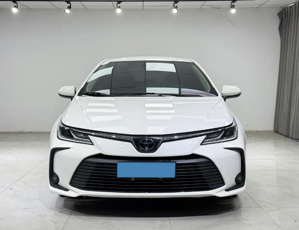 2021 Toyota Corolla 1.2T 116HP L4 CVT,autocango,china used car exporter,china ev exporter,chinese used car exporter,chinese used ev exporter