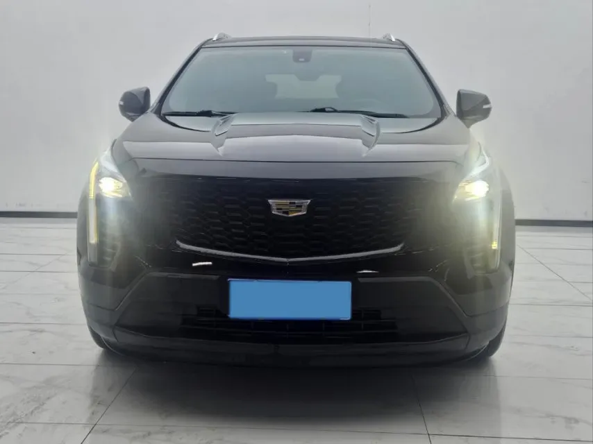 2021 Cadillac XT4 2.0T 237HP L4 9AT,autocango,china used car exporter,china ev exporter,chinese used car exporter,chinese used ev exporter