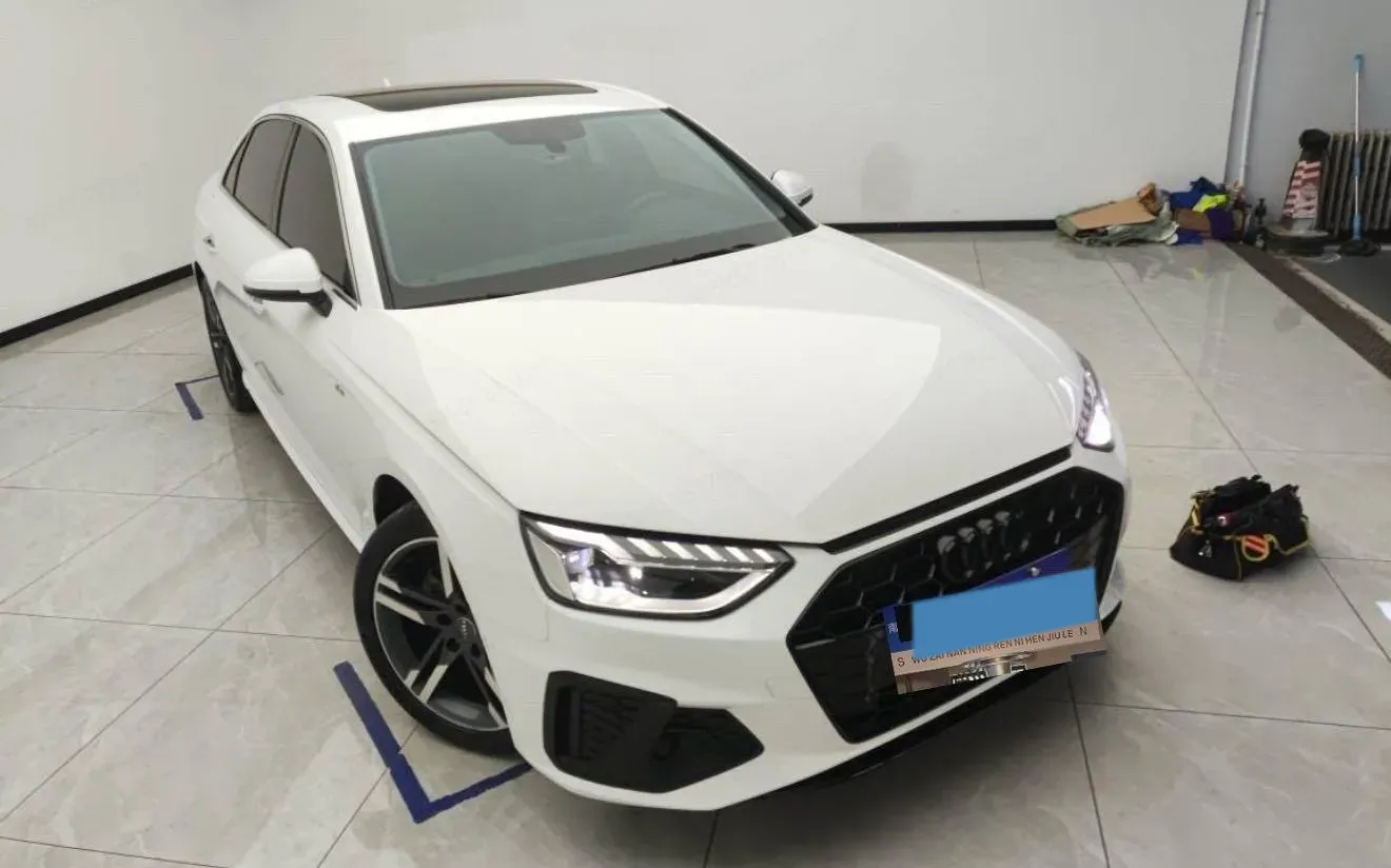2020 Audi A4L 2.0T 190HP L4 7DCT,autocango,china used car exporter,china ev exporter,chinese used car exporter,chinese used ev exporter