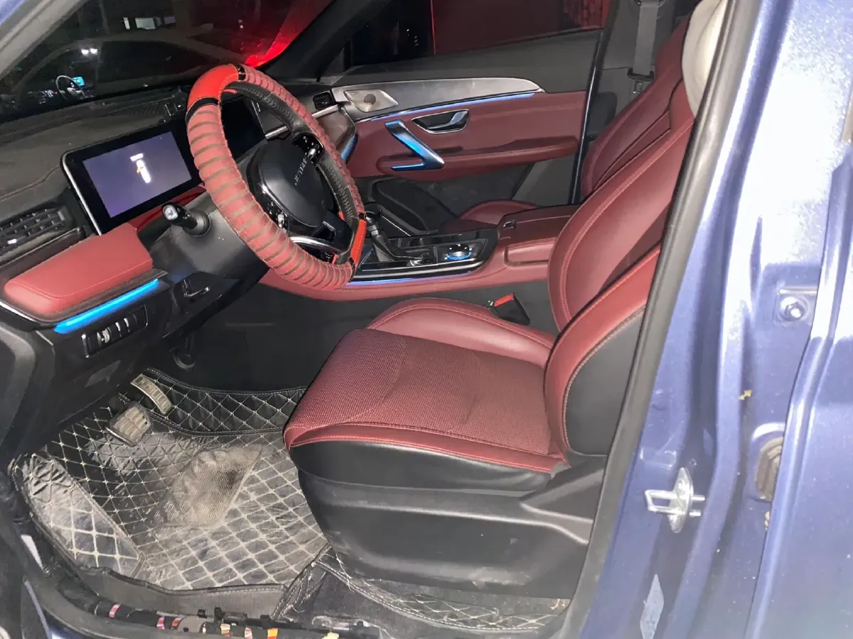 2021 Haval H6 Coupe 1.5T 169HP L4 7DCT,autocango,china used car exporter,china ev exporter,chinese used car exporter,chinese used ev exporter