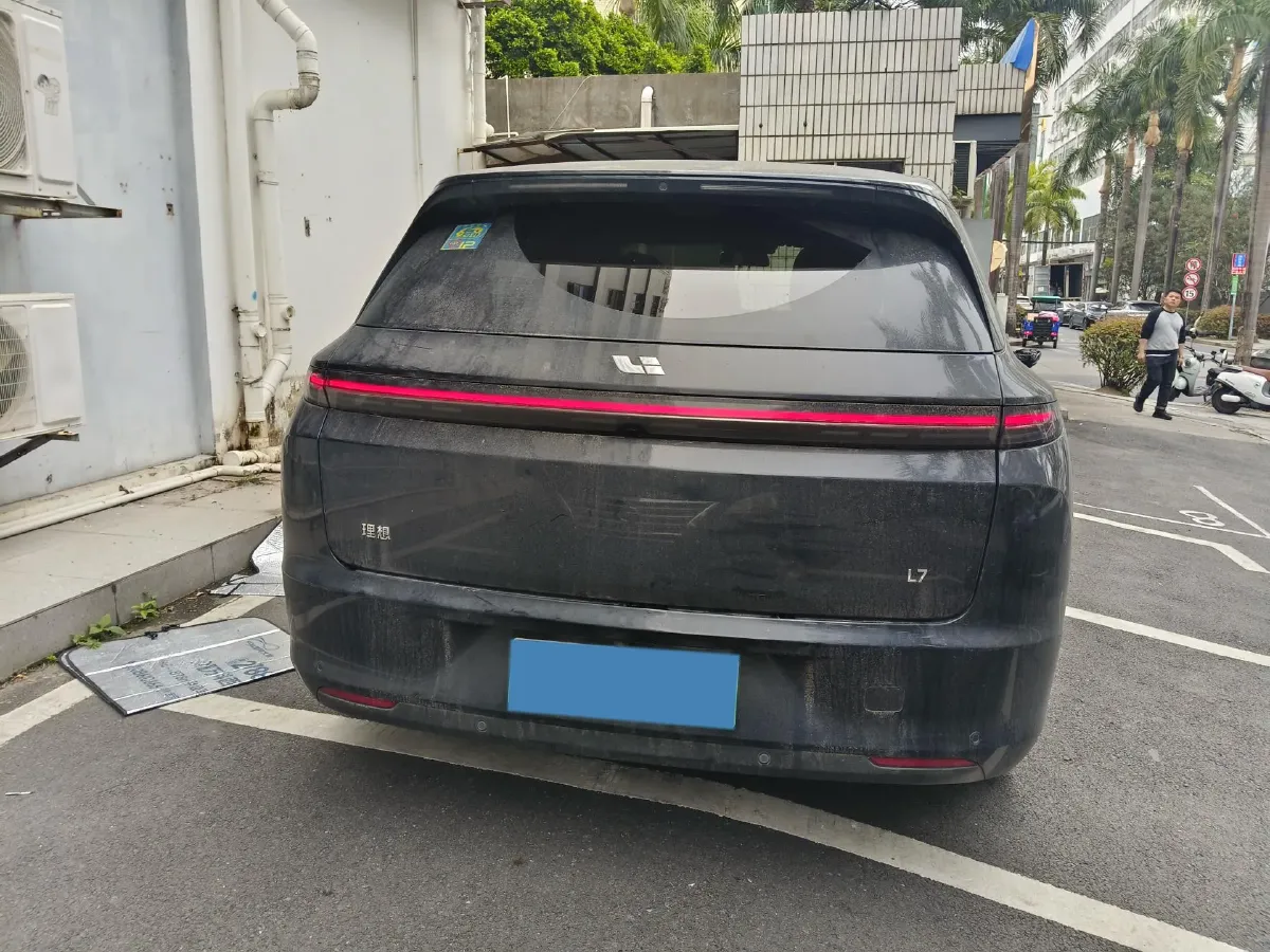 2023 Li L7 Range Extended 154HP REEV 40.9KWH,autocango,china used car exporter,china ev exporter,chinese used car exporter,chinese used ev exporter