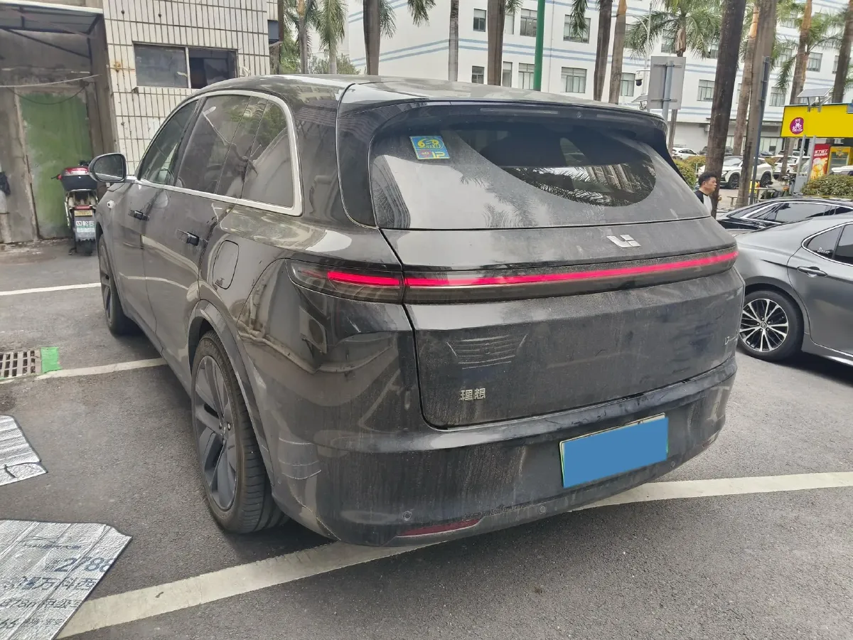 2023 Li L7 Range Extended 154HP REEV 40.9KWH,autocango,china used car exporter,china ev exporter,chinese used car exporter,chinese used ev exporter