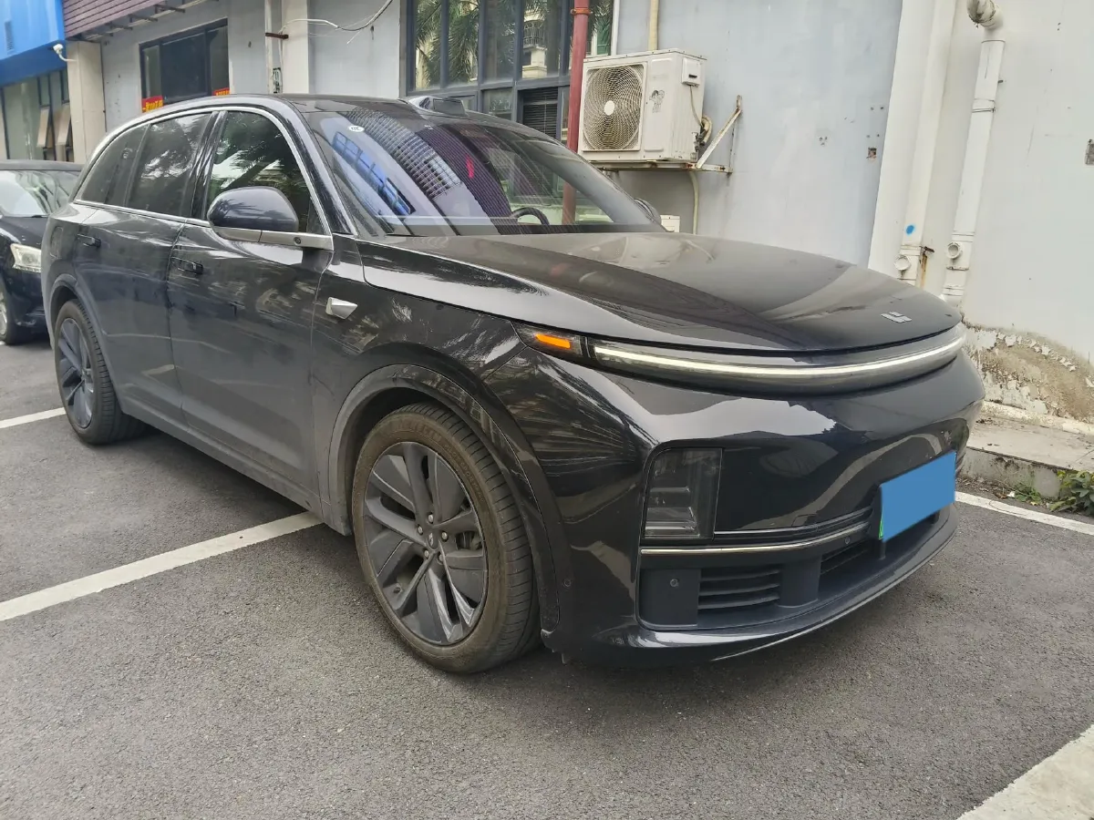 2023 Li L7 Range Extended 154HP REEV 40.9KWH,autocango,china used car exporter,china ev exporter,chinese used car exporter,chinese used ev exporter