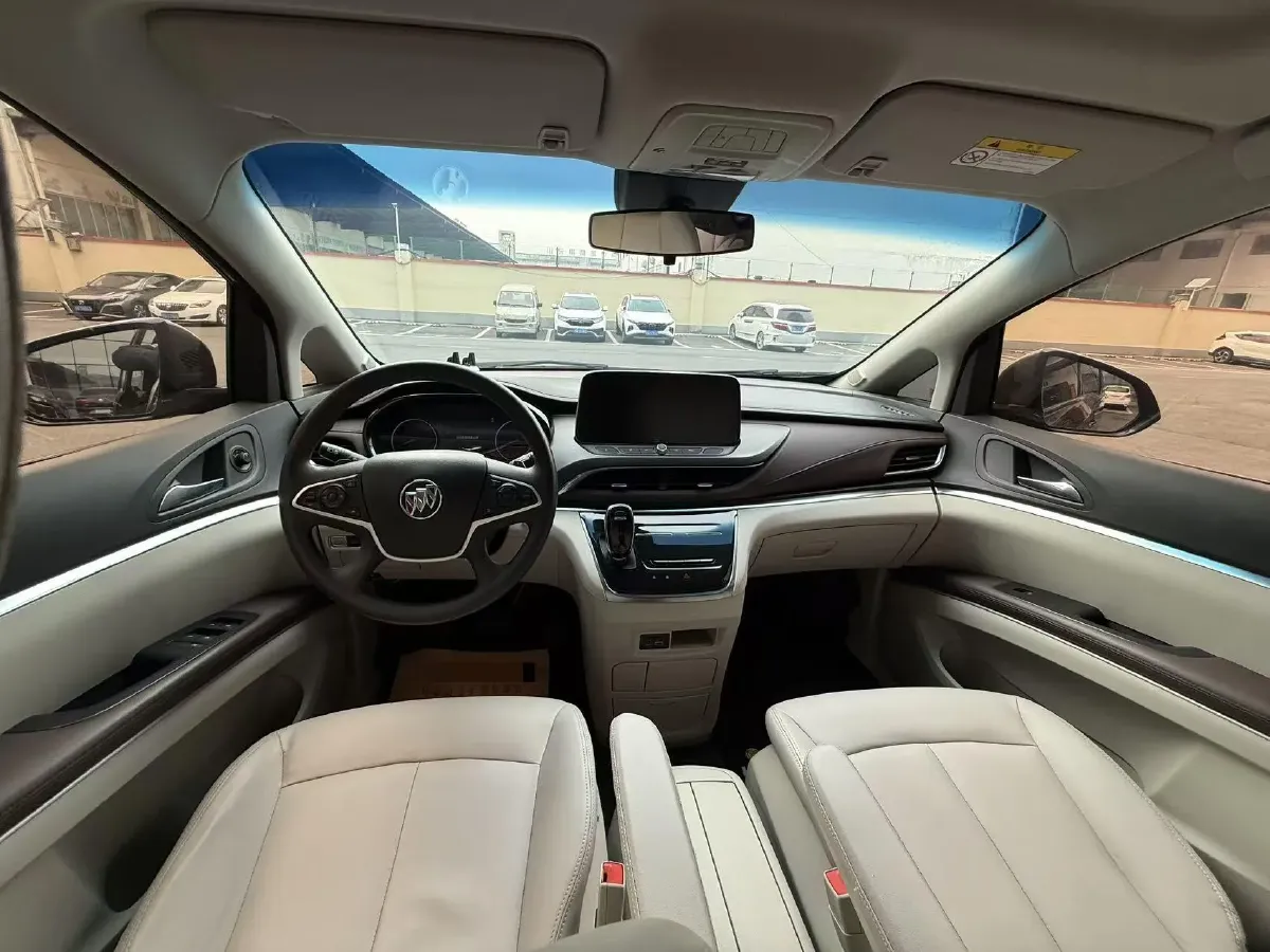 2023 Buick GL8 2.0T 237HP L4 9AT,autocango,china used car exporter,china ev exporter,chinese used car exporter,chinese used ev exporter