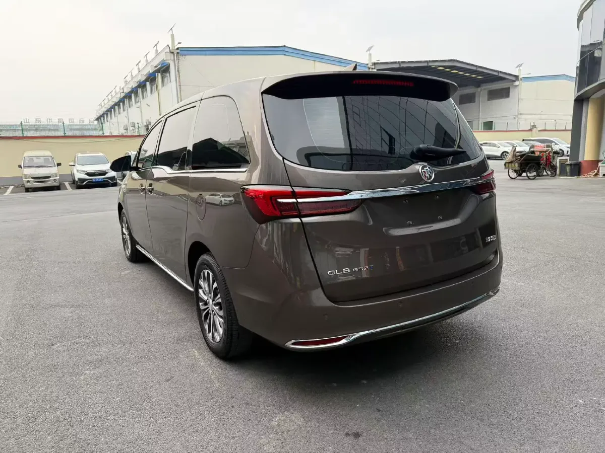 2023 Buick GL8 2.0T 237HP L4 9AT,autocango,china used car exporter,china ev exporter,chinese used car exporter,chinese used ev exporter