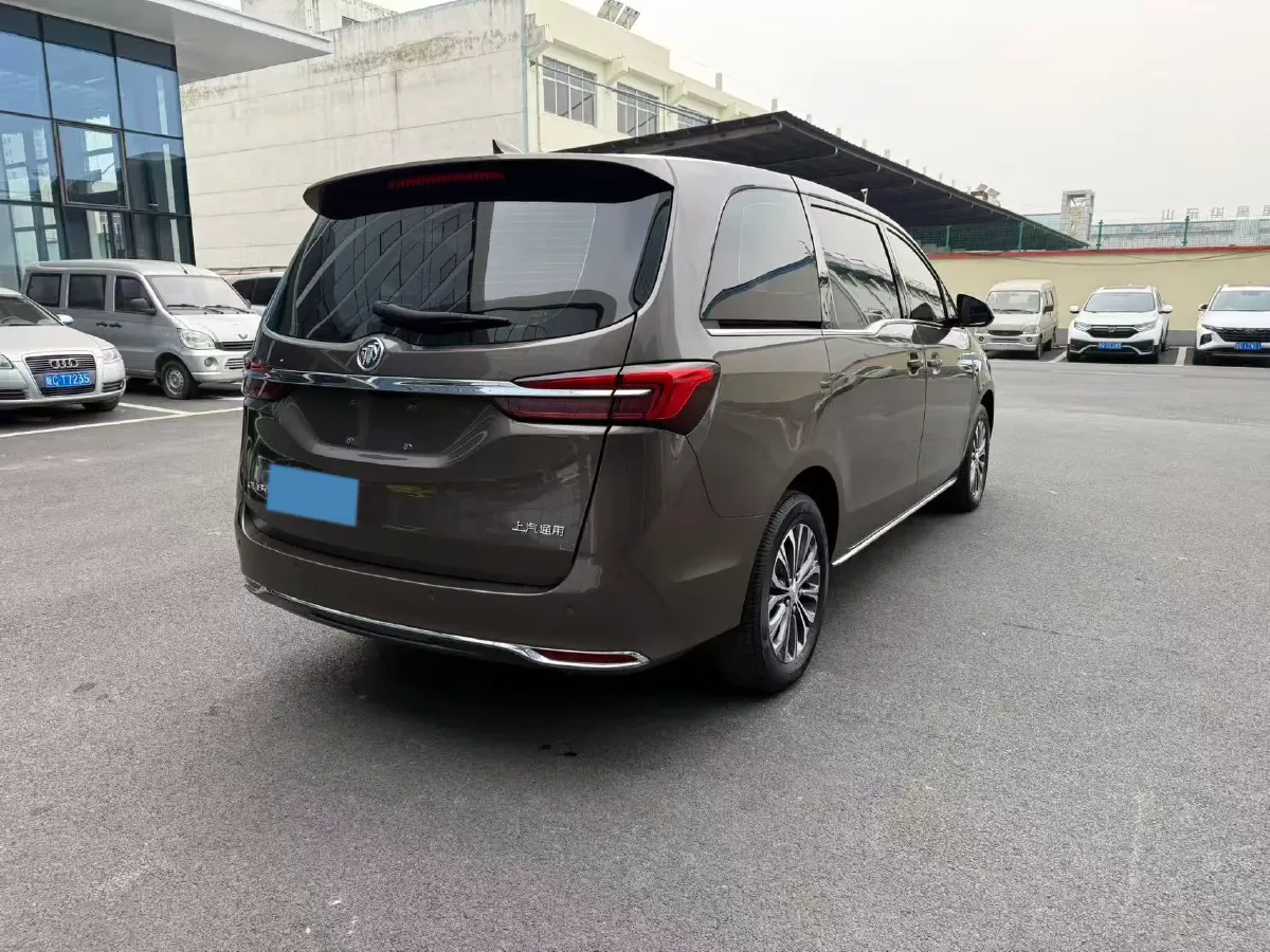 2023 Buick GL8 2.0T 237HP L4 9AT,autocango,china used car exporter,china ev exporter,chinese used car exporter,chinese used ev exporter