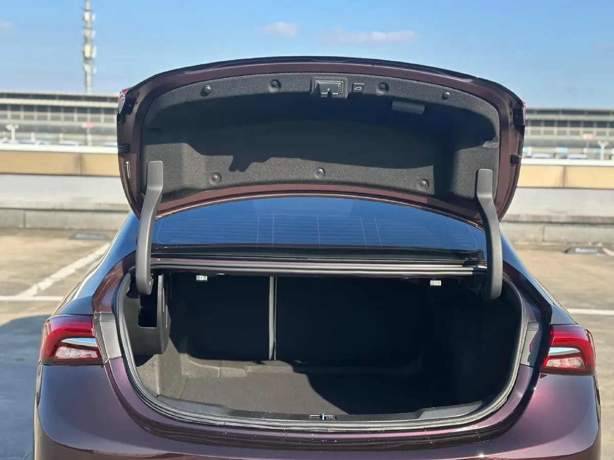 2021 Buick Larcosse 2.0T 237HP L4 9AT,autocango,china used car exporter,china ev exporter,chinese used car exporter,chinese used ev exporter