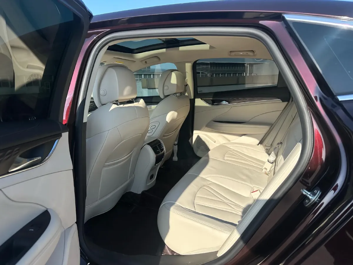 2021 Buick Larcosse 2.0T 237HP L4 9AT,autocango,china used car exporter,china ev exporter,chinese used car exporter,chinese used ev exporter