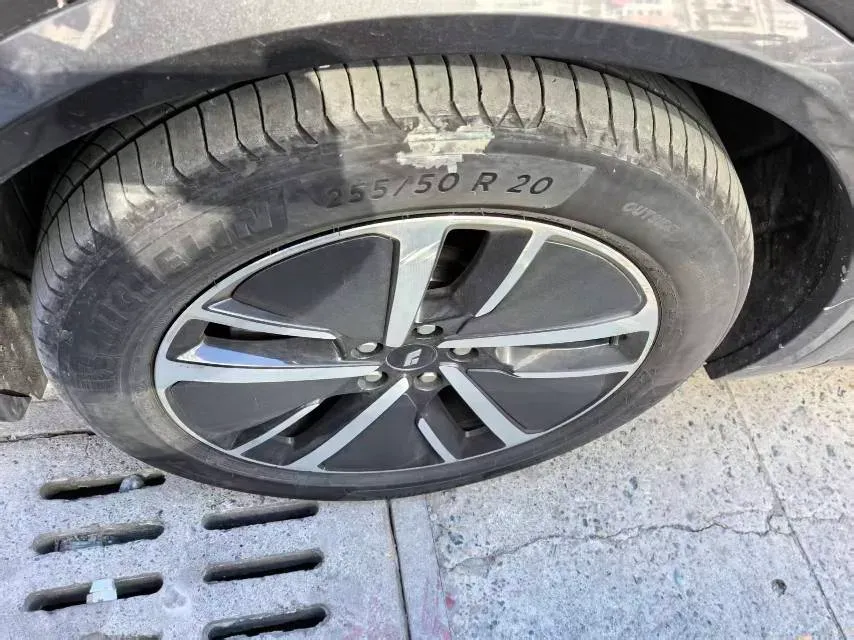 2024 Toyota Granvia 2.5L 189HP L4 E-CVT Hybrid,autocango,china used car exporter,china ev exporter,chinese used car exporter,chinese used ev exporter