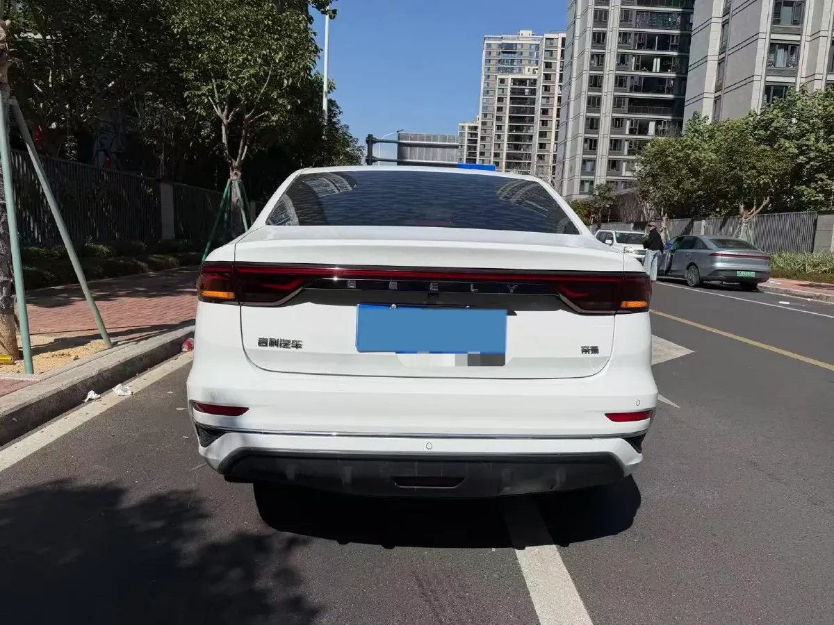 2022 Geely Emgrand 1.5L 114HP L4 CVT,autocango,china used car exporter,china ev exporter,chinese used car exporter,chinese used ev exporter