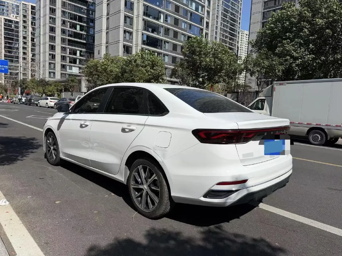 2022 Geely Emgrand 1.5L 114HP L4 CVT,autocango,china used car exporter,china ev exporter,chinese used car exporter,chinese used ev exporter