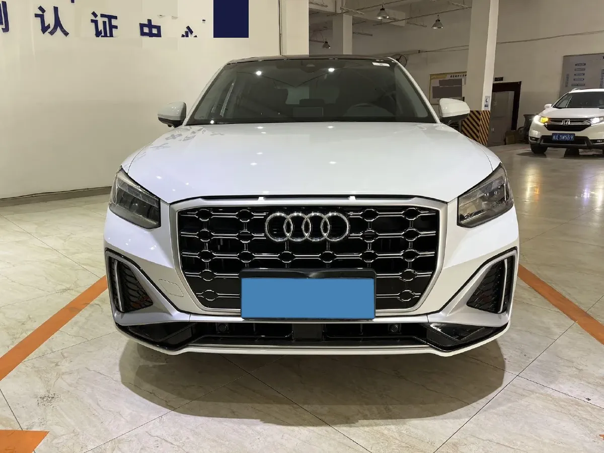 2022 Audi Q2L 1.4T 150HP L4 7DCT,autocango,china used car exporter,china ev exporter,chinese used car exporter,chinese used ev exporter