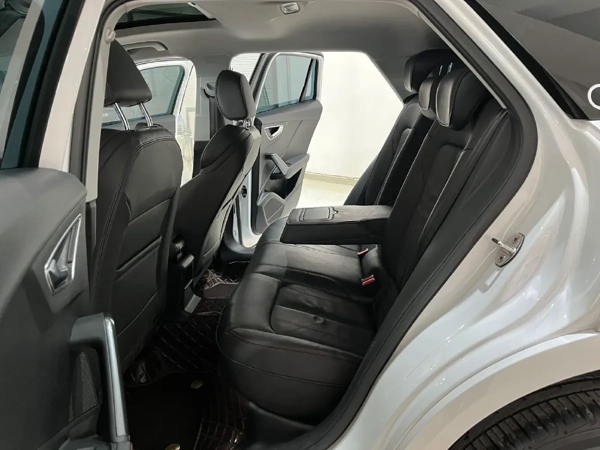 2022 Audi Q2L 1.4T 150HP L4 7DCT,autocango,china used car exporter,china ev exporter,chinese used car exporter,chinese used ev exporter