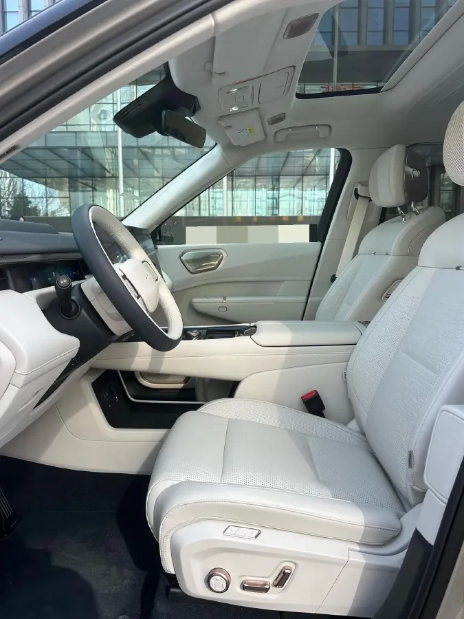 2025 LYNK&CO 900 2.0T 254HP L4 3DHT PHEV,autocango,china used car exporter,china ev exporter,chinese used car exporter,chinese used ev exporter