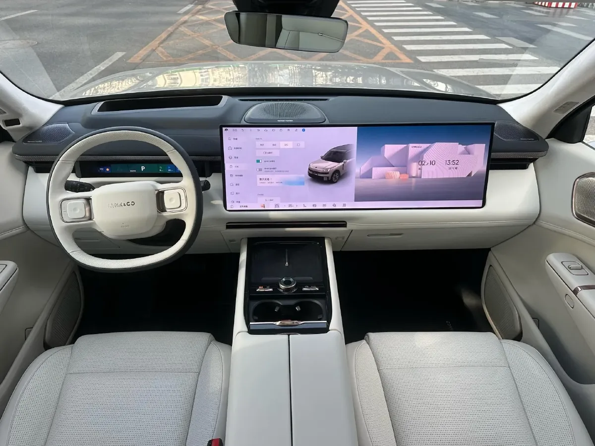 2025 LYNK&CO 900 2.0T 254HP L4 3DHT PHEV,autocango,china used car exporter,china ev exporter,chinese used car exporter,chinese used ev exporter