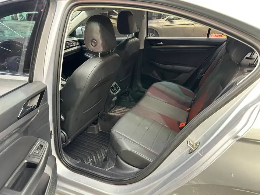 2020 Volkswagen Bora 1.5L 113HP L4 6AT,autocango,china used car exporter,china ev exporter,chinese used car exporter,chinese used ev exporter