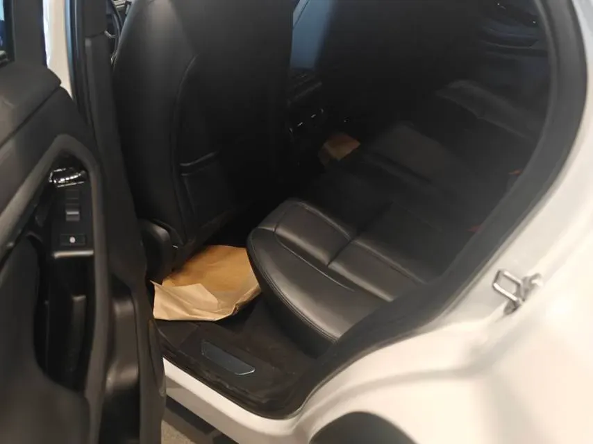 2020 Land Rover Range Rover Evoque 2.0T 249HP L4 9AT,autocango,china used car exporter,china ev exporter,chinese used car exporter,chinese used ev exporter