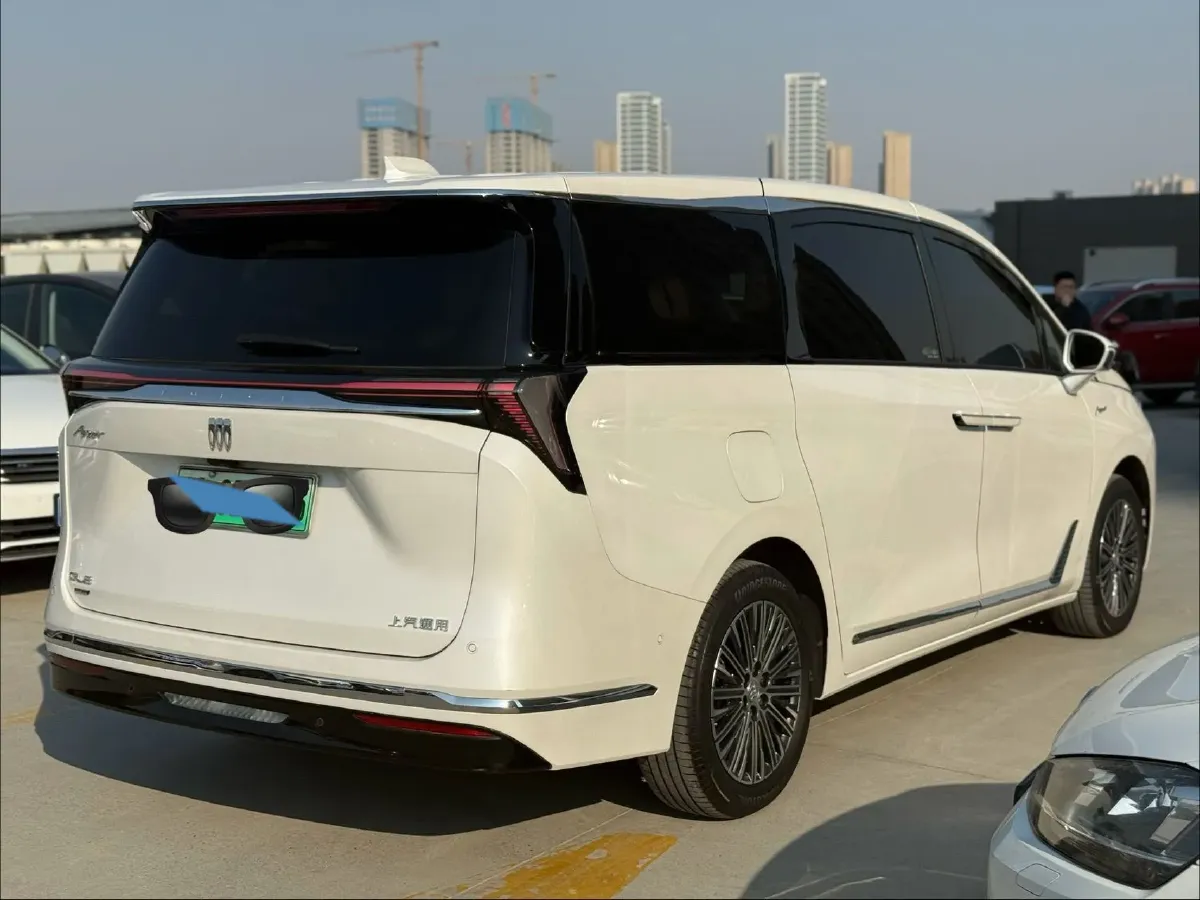 2024 Buick GL8 1.5T 180HP L4 2DHT PHEV 24.4KWH,autocango,china used car exporter,china ev exporter,chinese used car exporter,chinese used ev exporter