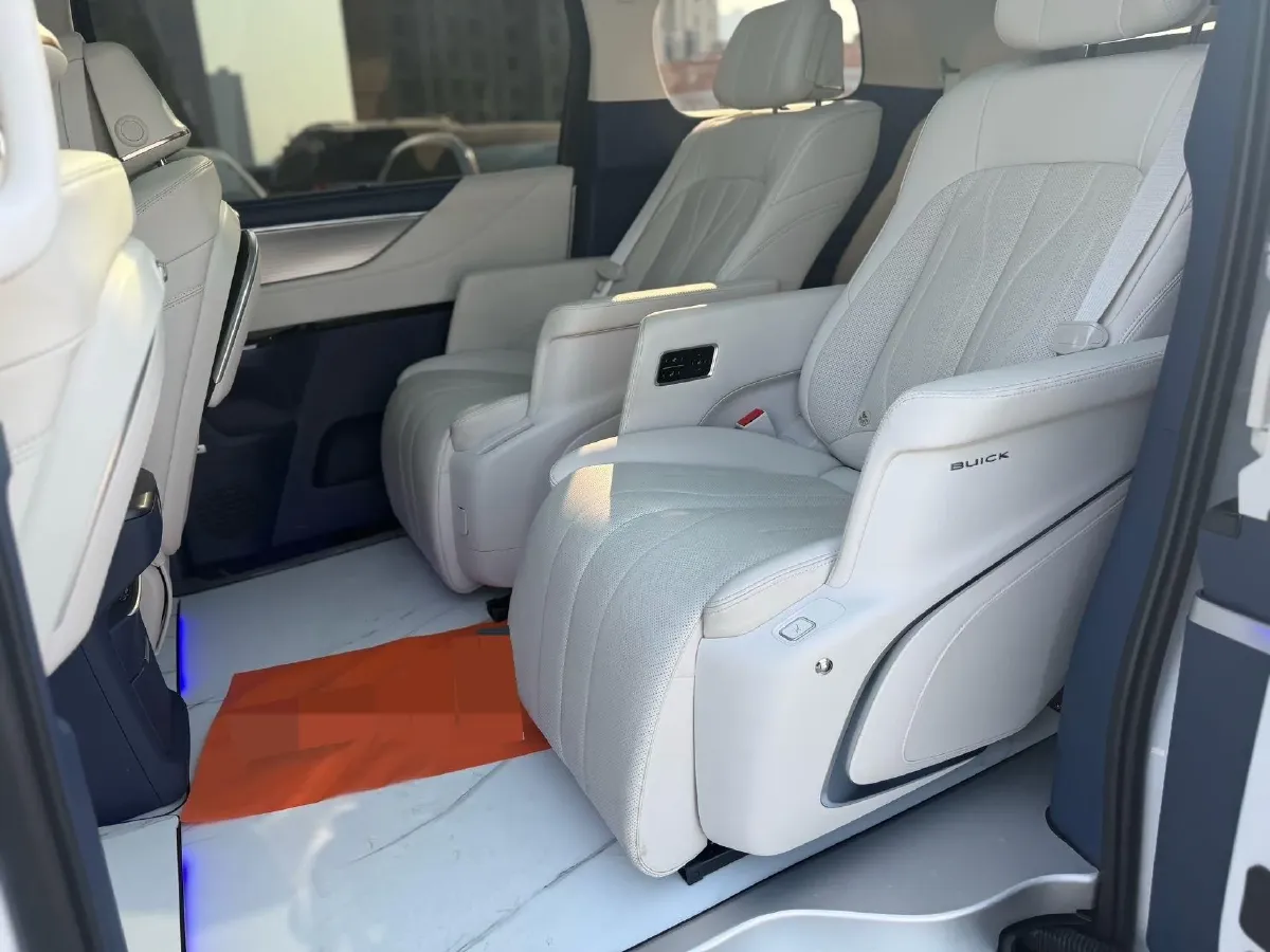 2024 Buick GL8 1.5T 180HP L4 2DHT PHEV 24.4KWH,autocango,china used car exporter,china ev exporter,chinese used car exporter,chinese used ev exporter