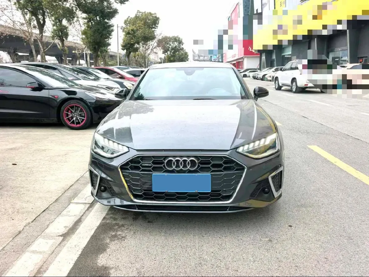 2020 Audi A4L 2.0T 252HP L4 7DCT,autocango,china used car exporter,china ev exporter,chinese used car exporter,chinese used ev exporter