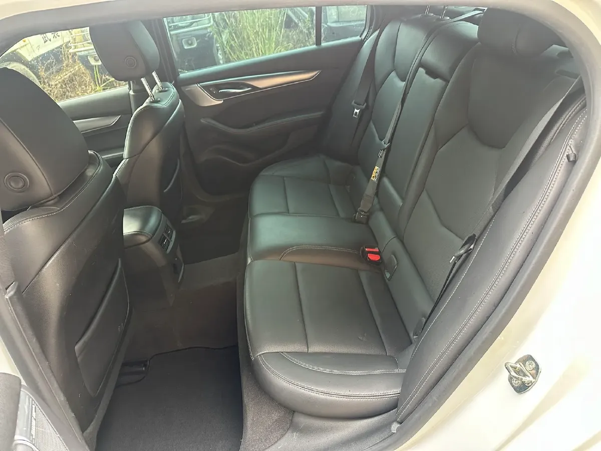 2021 Cadillac CT5 2.0T 237HP L4 10AT,autocango,china used car exporter,china ev exporter,chinese used car exporter,chinese used ev exporter