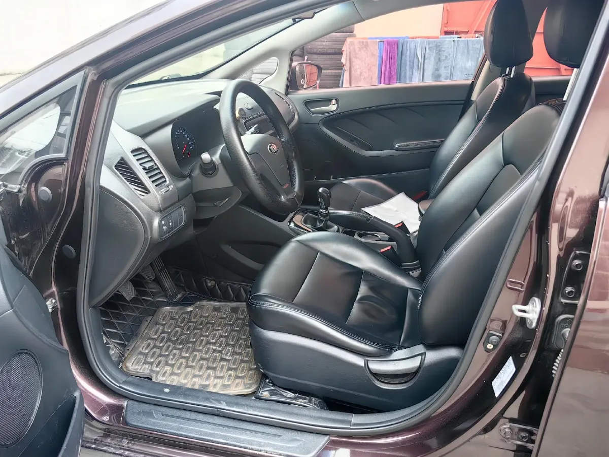 2016 Kia K3 1.6L 128HP L4 6MT,autocango,china used car exporter,china ev exporter,chinese used car exporter,chinese used ev exporter