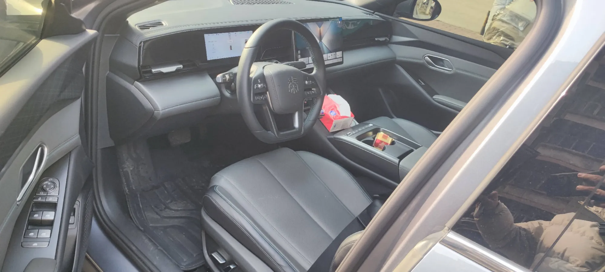 2025 BYD QinL BEV,autocango,china used car exporter,china ev exporter,chinese used car exporter,chinese used ev exporter