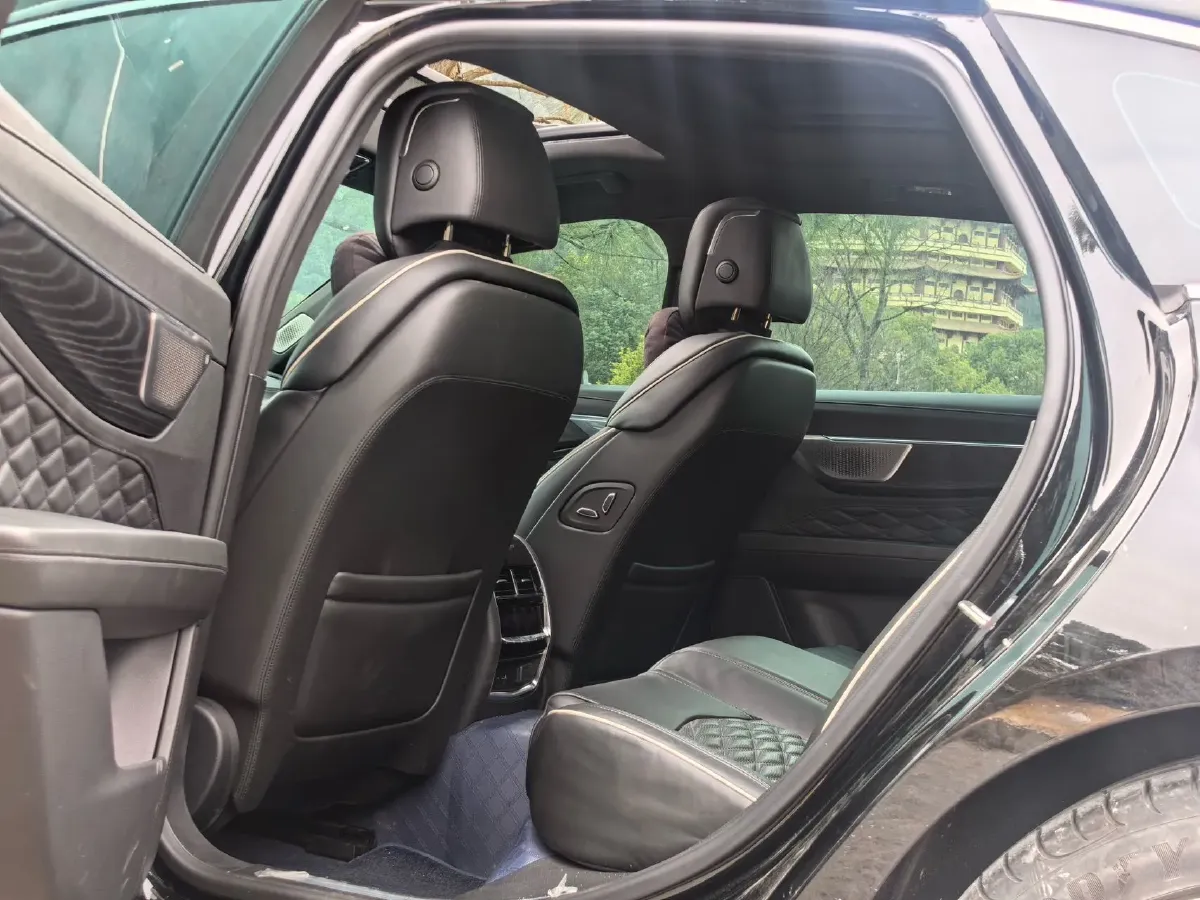 2023 Cadillac CT6 2.0T 237HP L4 10AT,autocango,china used car exporter,china ev exporter,chinese used car exporter,chinese used ev exporter