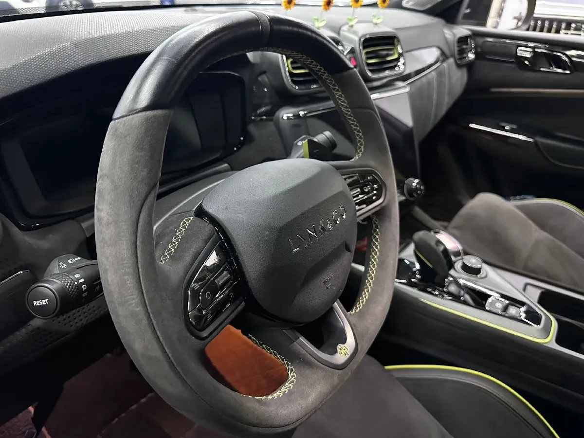 2021 LYNK&CO 03 2.0T 254HP L4 8AT,autocango,china used car exporter,china ev exporter,chinese used car exporter,chinese used ev exporter