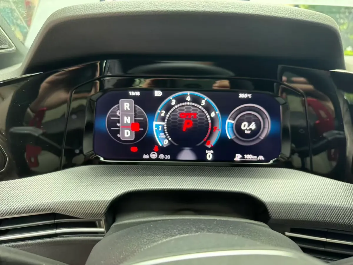 2025 Volkswagen GolfGTI 2.0T 220HP L4 7DCT,autocango,china used car exporter,china ev exporter,chinese used car exporter,chinese used ev exporter