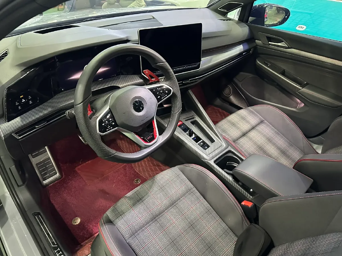 2025 Volkswagen GolfGTI 2.0T 220HP L4 7DCT,autocango,china used car exporter,china ev exporter,chinese used car exporter,chinese used ev exporter