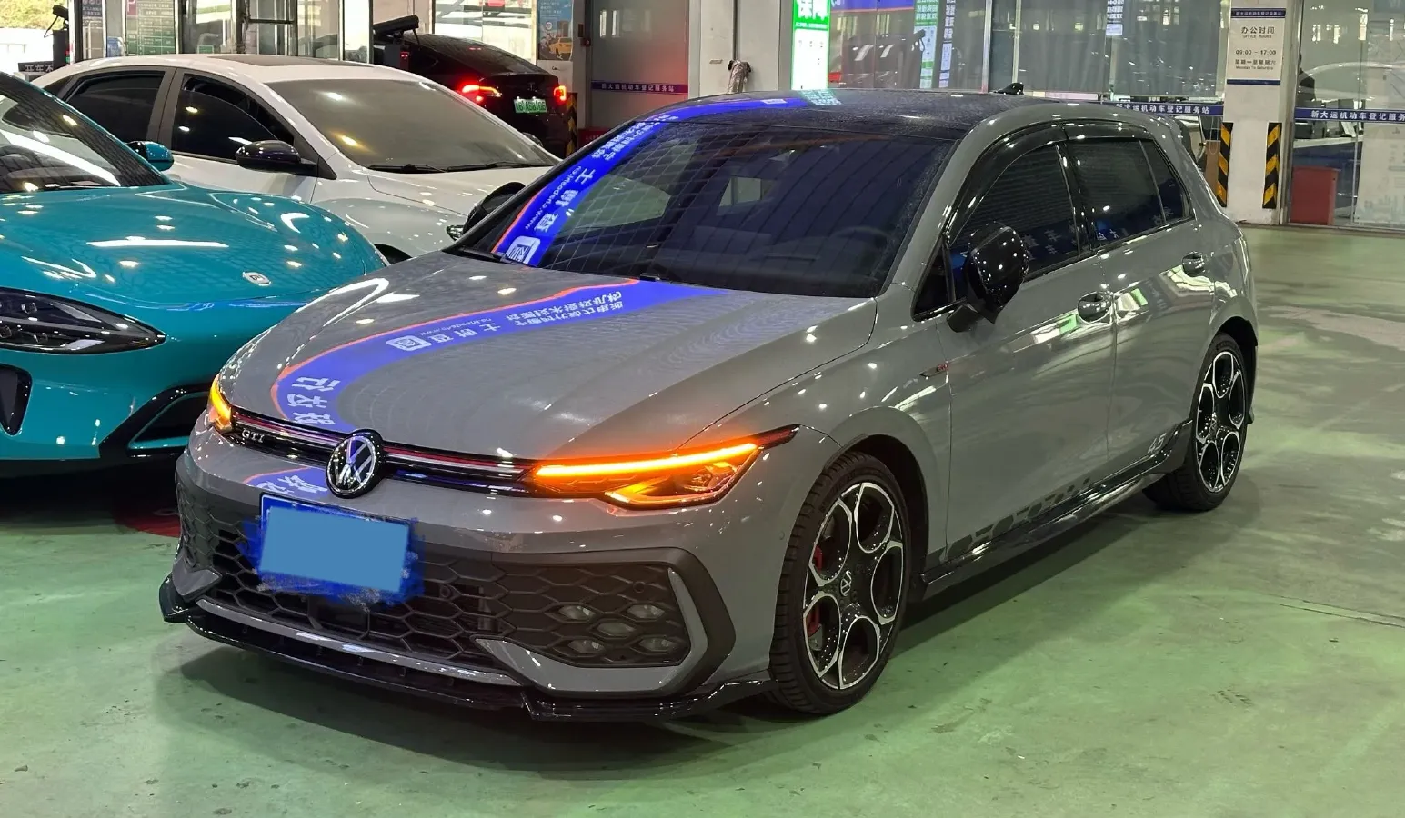 2025 Volkswagen GolfGTI 2.0T 220HP L4 7DCT,autocango,china used car exporter,china ev exporter,chinese used car exporter,chinese used ev exporter