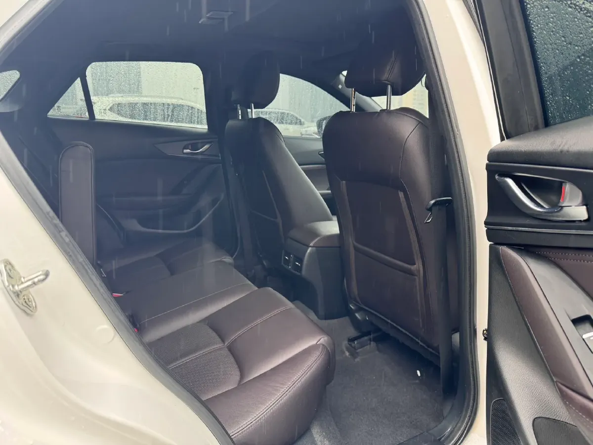 2021 Mazda CX-4 2.0L 158HP L4 6AT,autocango,china used car exporter,china ev exporter,chinese used car exporter,chinese used ev exporter