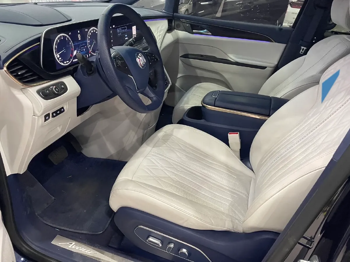 2022 Buick GL8 2.0T 237HP L4 9AT,autocango,china used car exporter,china ev exporter,chinese used car exporter,chinese used ev exporter