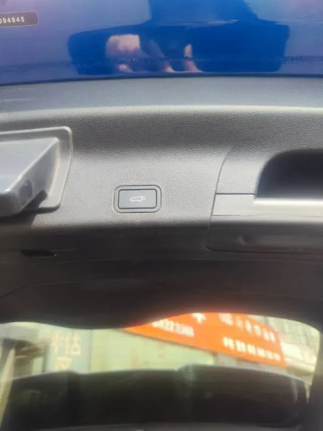 2020 Geely Azkarra 1.8T 184HP L4 7DCT,autocango,china used car exporter,china ev exporter,chinese used car exporter,chinese used ev exporter