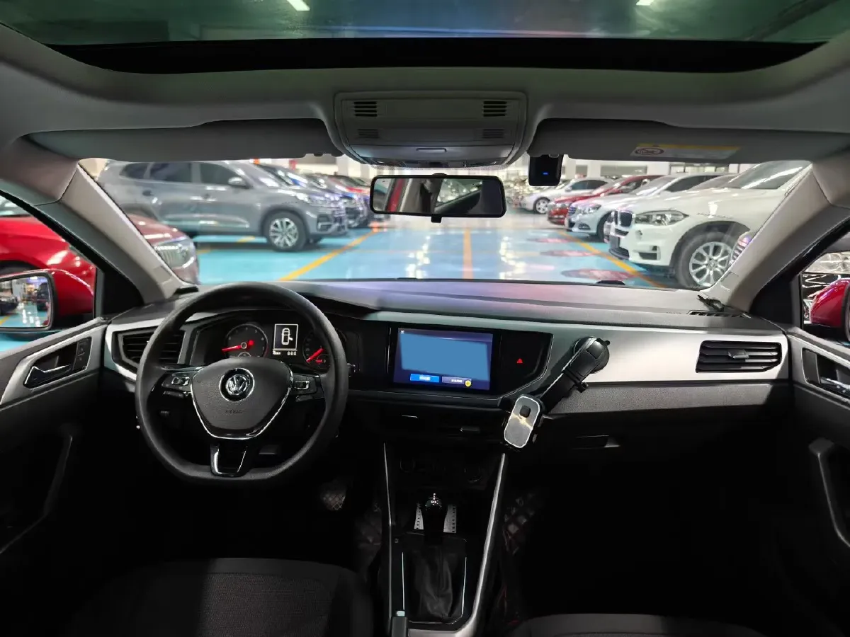 2019 Volkswagen Polo 1.5L 113HP L4 6AT,autocango,china used car exporter,china ev exporter,chinese used car exporter,chinese used ev exporter