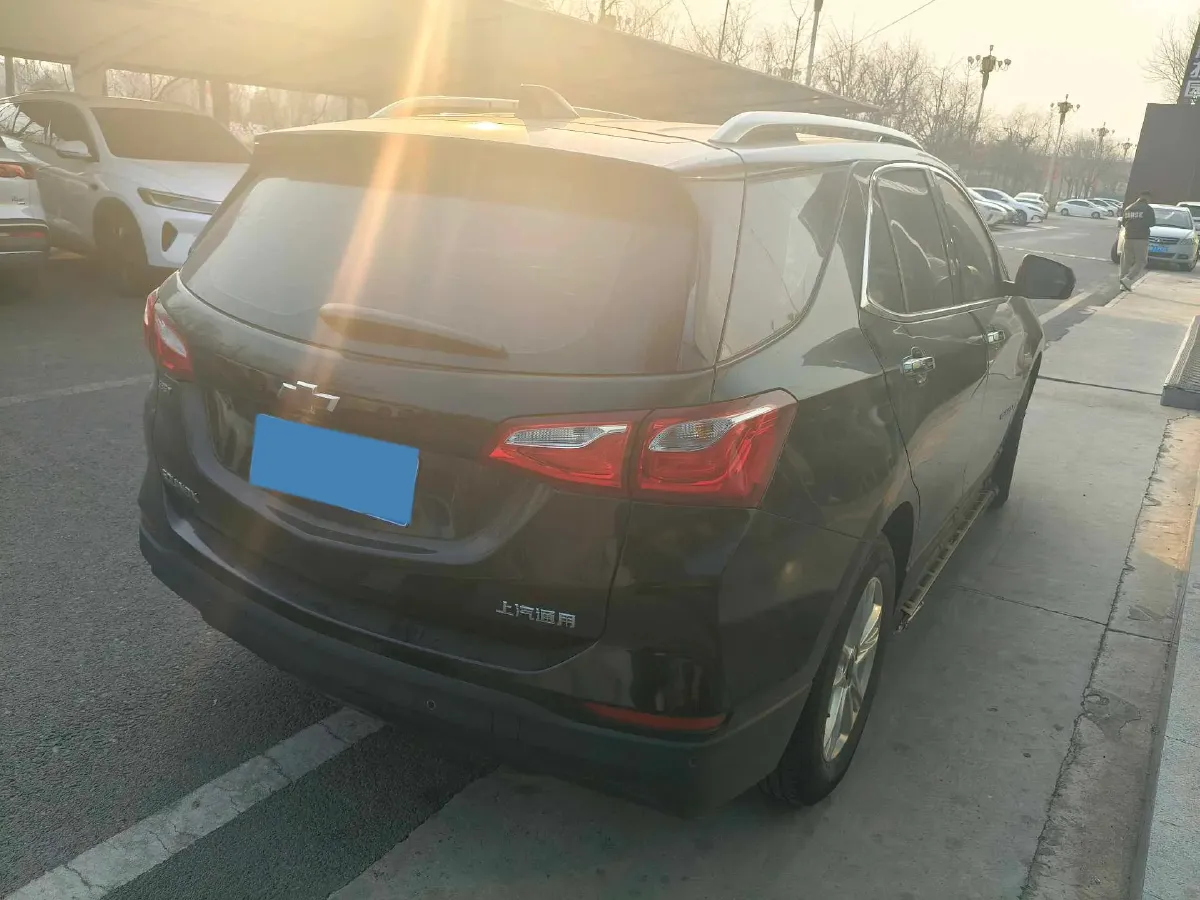2019 Chevrolet Equinox 1.5T 180HP L4 6AT,autocango,china used car exporter,china ev exporter,chinese used car exporter,chinese used ev exporter