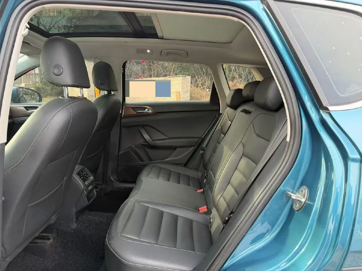 2019 MINI MINI 1.5T 102HP L3 7DCT,autocango,china used car exporter,china ev exporter,chinese used car exporter,chinese used ev exporter